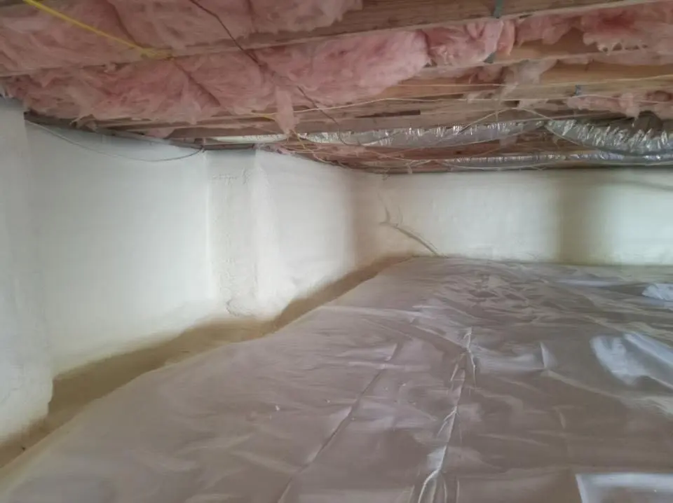 Crawl space encapsulation with closed-cell spray foam for Spray Foam Roofing in Wauchula